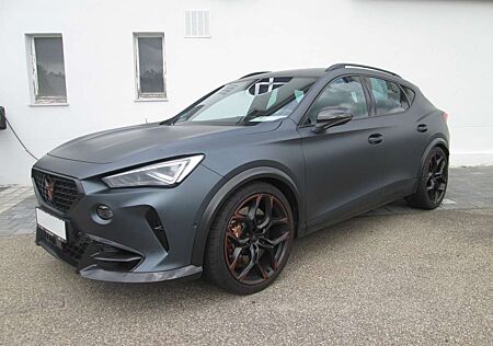 Cupra Formentor VZ5 4Drive 2.5 TSI DSG BEATS SOUND, ACC, LEDER, LM