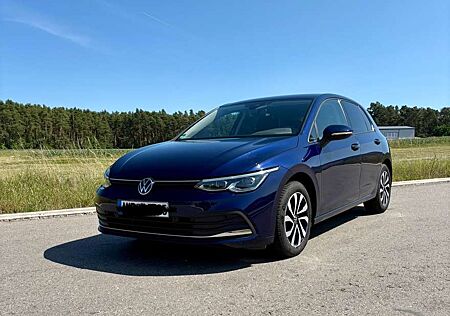 VW Golf Volkswagen 1.5 eTSI OPF DSG Active