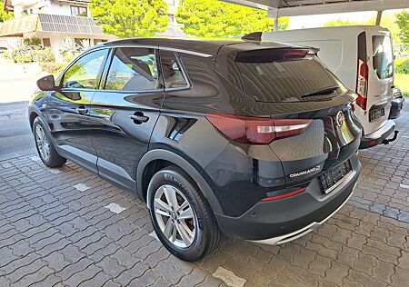 Opel Grandland X 120 Jahre