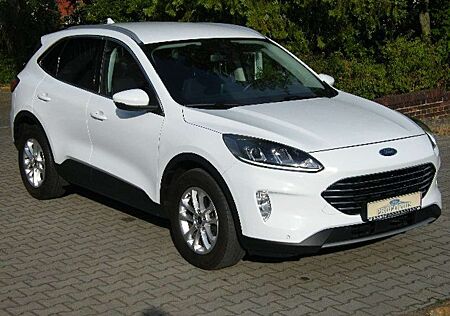 Ford Kuga Titanium-checkh/WIPA/elektr. Hängerk/1A Zust!