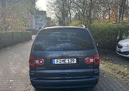 VW Sharan Volkswagen 1.9 TDI Family