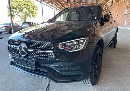 Mercedes-Benz GLC 300 de 4Matic/AMG/PANORAMA/360