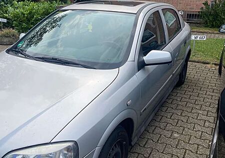 Opel Astra 1.2