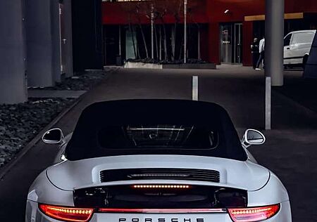 Porsche 911 Carrera 4 GTS Cabrio, 36Mon. Garantie, Sauger