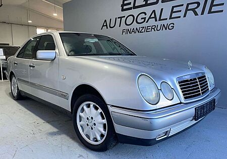 Mercedes-Benz E 230 Automatik Elegance Schiebedach Klima Alu