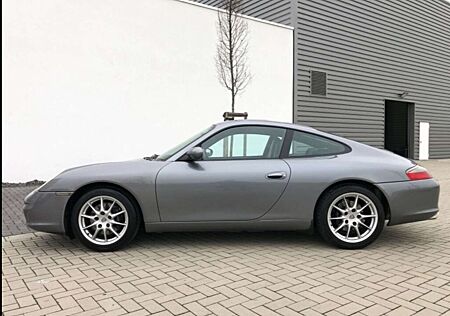 Porsche 996 911 Carrera