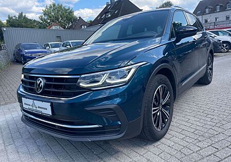 VW Tiguan Volkswagen Active Pano 18 Zoll LED Digital Ta. AHK