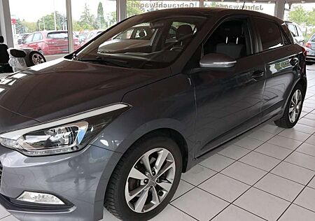 Hyundai i20 *120PS*NAVI*RÜ-KAM*PDC H.*FREISPR.*HU/AU NEU*
