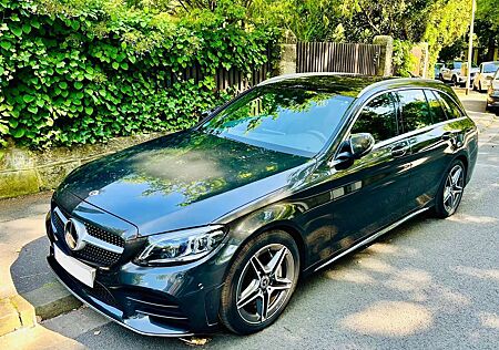 Mercedes-Benz C 300 T 9G-TRONIC AMG Line