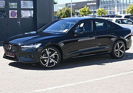 Volvo S60 B4 Plus Dark*LED*PANO*STHZ*H&K*360*QI*19"