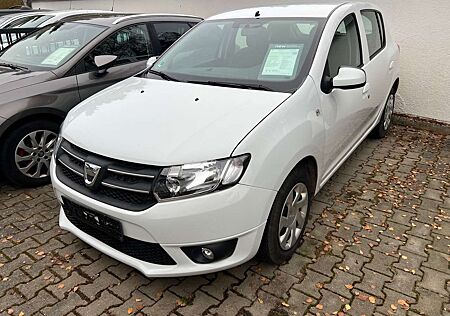 Dacia Sandero Laureate 1.2 16v 75