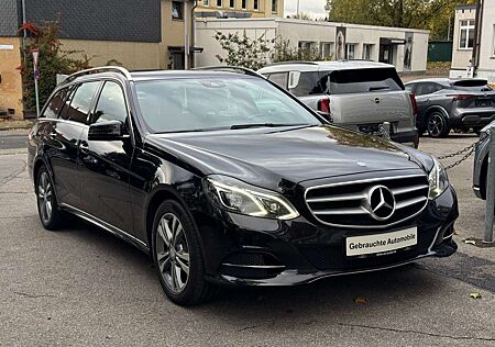 Mercedes-Benz E 250 4M Avantgarde Aut. Comand Schiebedach AHK