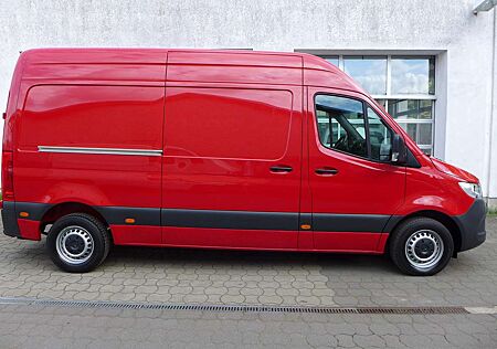 Mercedes-Benz Sprinter 211/214 CDI FWD H2L2 Klima Kamera AHK