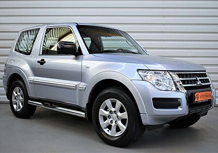 Mitsubishi Pajero 3.2DI-D+1.Hand+Automatik+AHK+Nur 28.000KM