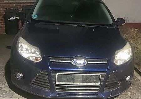 Ford Focus Turnier 1.6 TDCi DPF Start-Stopp-System Ambiente