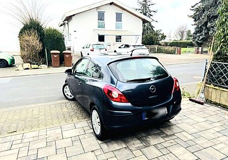 Opel Corsa 1.2 16V Limited Edition
