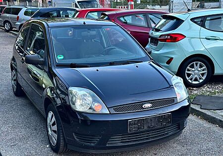Ford Fiesta Futura 1.Hand TÜV BIS 06-26