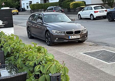 BMW 318d 318 Touring Aut. Luxuryline