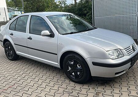 Volkswagen Bora Bora 1.4 Edition, TÜV,