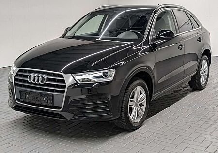 Audi Q3 Sport Bi-Xenon/Navi/SHZ/17-Zoll/Tempomat