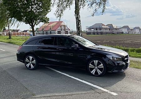 Mercedes-Benz CLA 220 Shooting Brake d 4Matic 7G-DCT