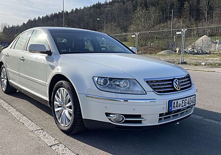 VW Phaeton Volkswagen 3.0 V6 TDI DPF 4MOTION Automatik (5 Sitzer)