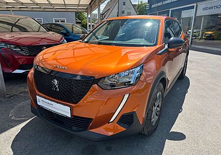 Peugeot 2008 PureTech 130 Active Pack, Kamera, Mirrorscr