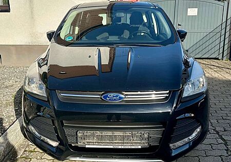 Ford Kuga 2.0 TDCi 4x4 Aut. SYNC