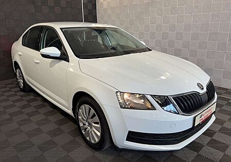 Skoda Octavia Lim. *ACTIVE*LED-GREEN TEC-USB-SERVO-MP3