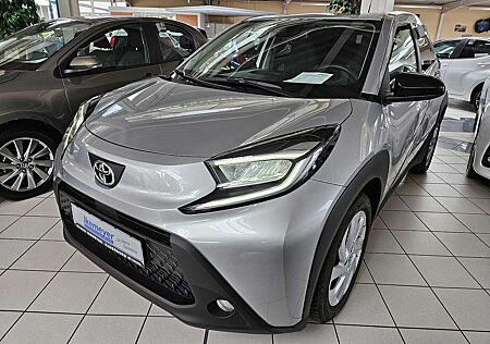 Toyota Aygo X LED Alufelgen Klimaautomatik Rückfahrkamera Temp