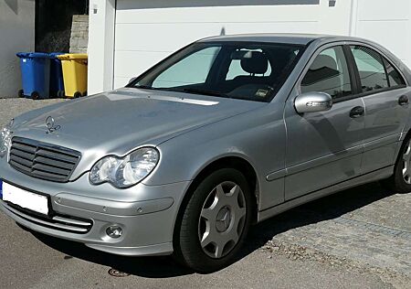 Mercedes-Benz C 180 C-Klasse Kompressor Automatik Classic