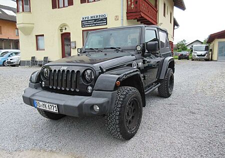 Jeep Wrangler Soft-Top 3-Türer 3.8 Sport