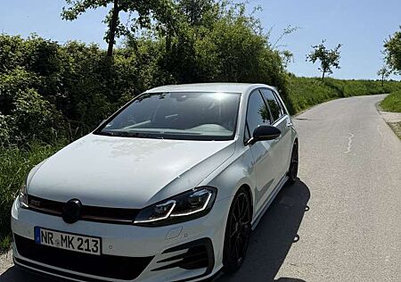 VW Golf GTI Volkswagen TCR 2.0 TSI OPF DSG