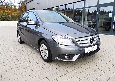 Mercedes-Benz B 180 *Kamera*Sitzheizung*PDC v+h*Tempom.*