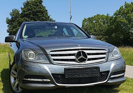 Mercedes-Benz C 220 CDI DPF (BlueEFFICIENCY) 7G-TRONIC Avantgarde