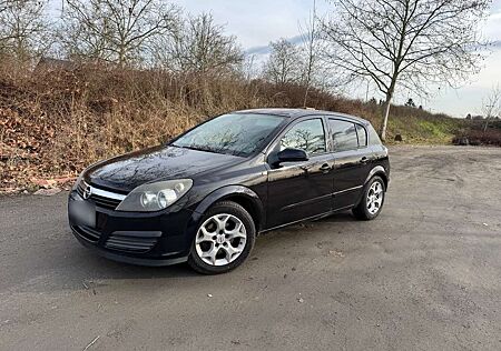 Opel Astra Fließheck 5-Türer 1.6