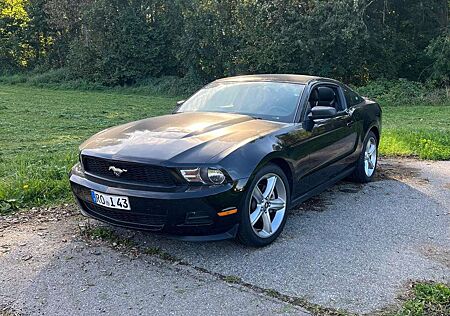 Ford Mustang 3.7 V6 Coupe