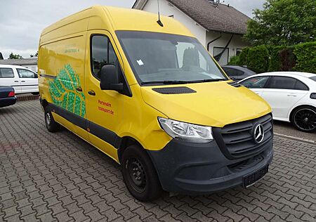 Mercedes-Benz Others 312 FWD L2 Klima, gelb foliert