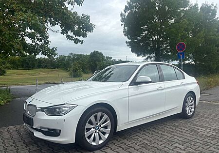 BMW 320 d AUTOMATIK*BI-XENON*NAVI*PDC*KLIMA*TEMP*SHZ