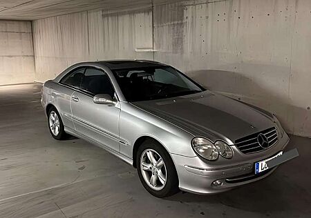 Mercedes-Benz CLK 320 Coupe Avantgarde