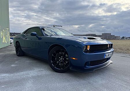Dodge Challenger 2020 6.4L R/T + Scat Pack Vollausstatung