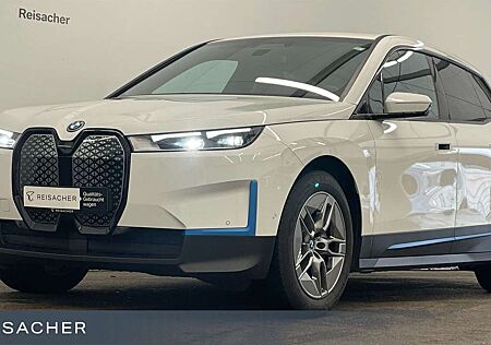 BMW iX xDrive40 AHK AdaptLED SHZ ACC RFK PDC H&K 20"
