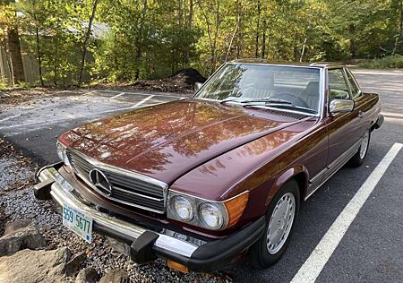 Mercedes-Benz SL 560 Oldtimer