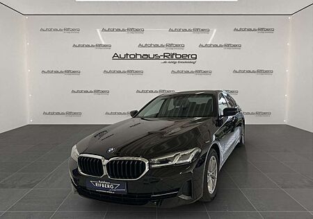 BMW 530 e Navi/LED/HarmanKardon/Kamera/WLAN/DriAss