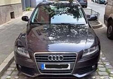 Audi A4 Avant 1.8 TFSI Attraction mit Spotfahrwerk