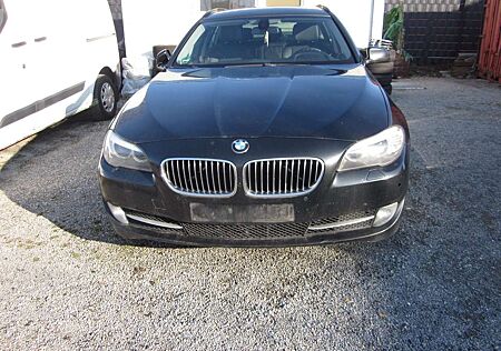 BMW 525d 525 5er Touring Diesel Touring Sport-Aut.