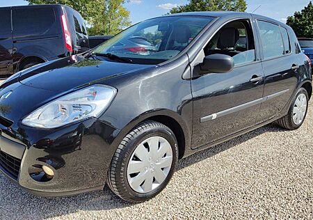 Renault Clio III Expression 1.2 8xBereift* TÜV NEU*