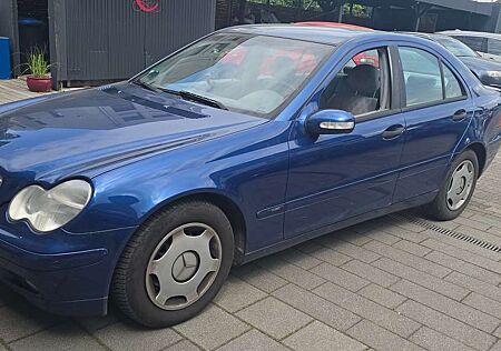 Mercedes-Benz C 180 Kompressor (203.046)