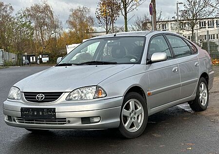 Toyota Avensis 1.8 Benzin Style 1.Hand