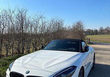 BMW Z4 M M40i Facelift Garantie 2028 Wartungsfrei 2027